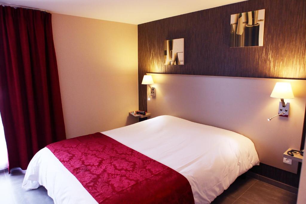 Hotel Le Coudon La Farlede Номер фото