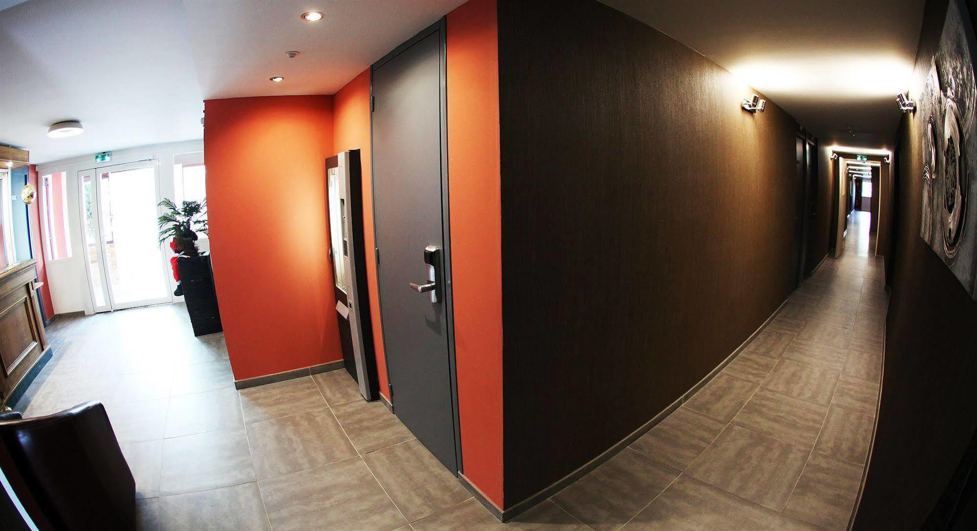Hotel Le Coudon La Farlede Экстерьер фото